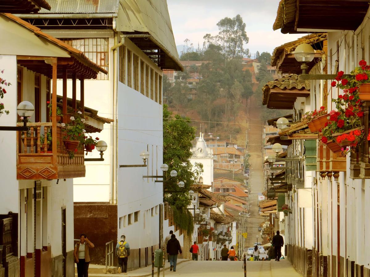 Hotel Meflo Chachapoyas Exterior foto
